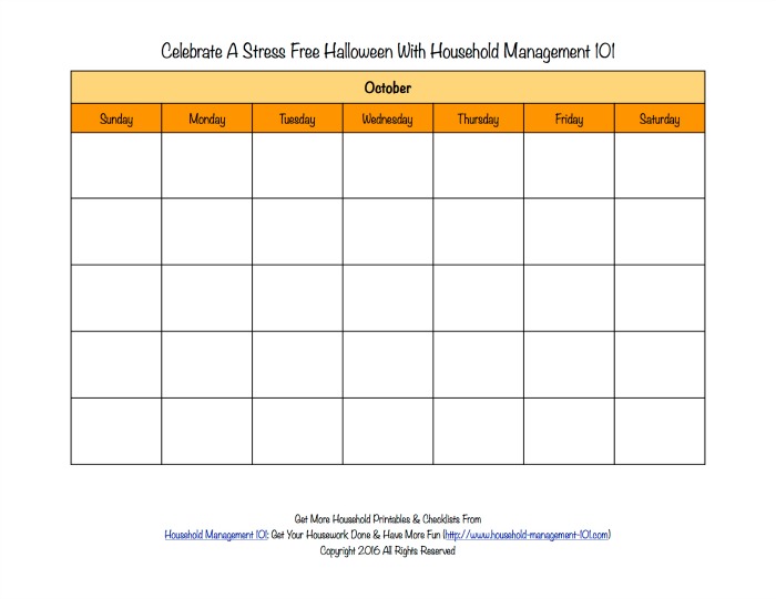 Free printable Halloween calendar for the month of October, that you can use to help plan activites and preparations for this holiday {for use in the Stress Free Holidays Challenge on Household Management 101}