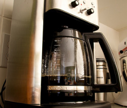 how to clean coffee maker