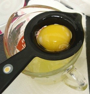 egg white separator