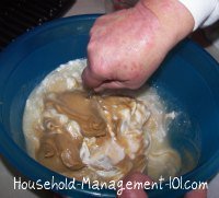 stirring your peanut butter fudge mixture