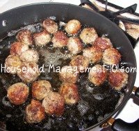 cooking meatballs